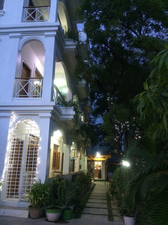 Ma Ma Guest House Mandalay Exterior foto